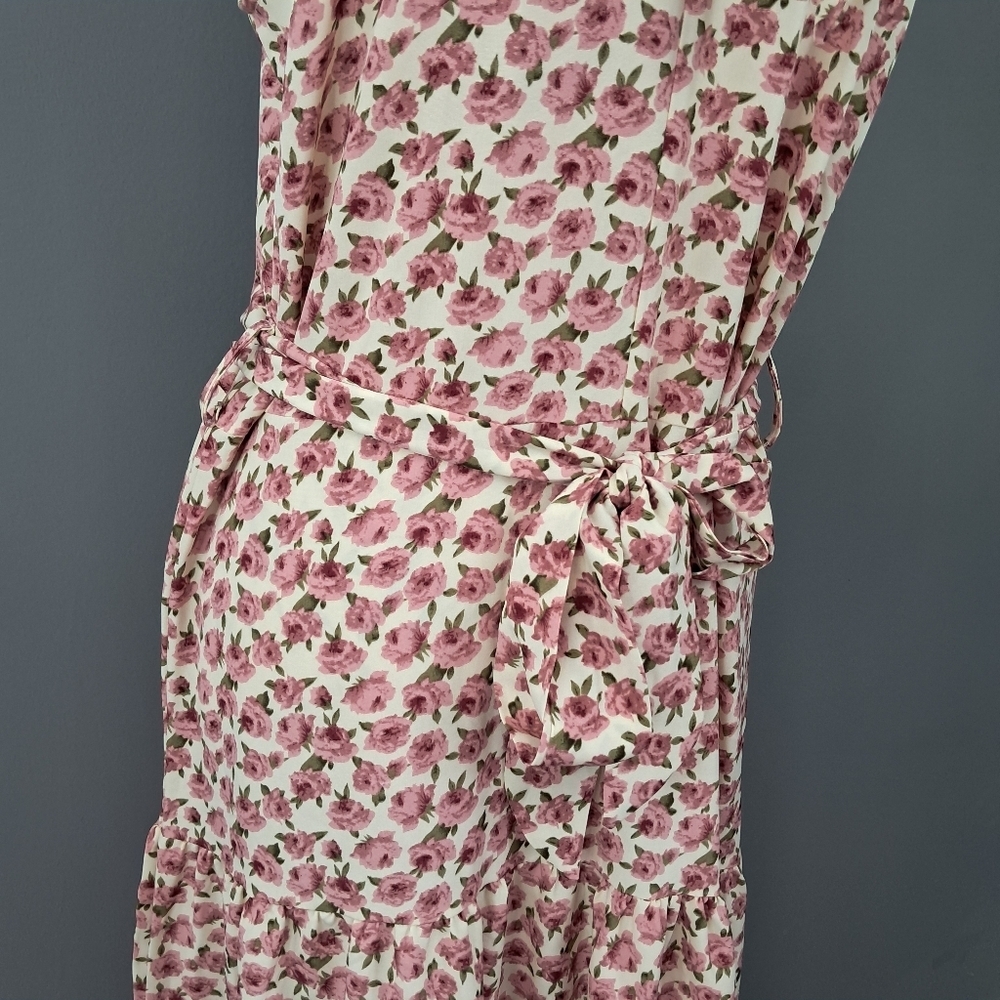 Shein Womens Floral Print Halter Tiered Dress Size Small - Picture 8 of 15